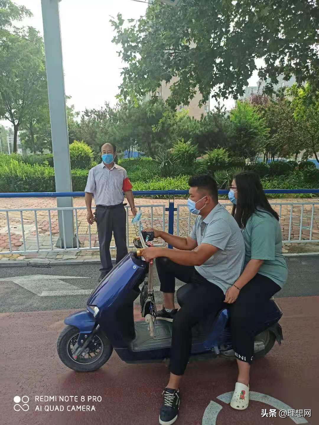 “鹿”力同心，泉民“罩”行：鹿泉发口罩，宣传疫情防控知识活动