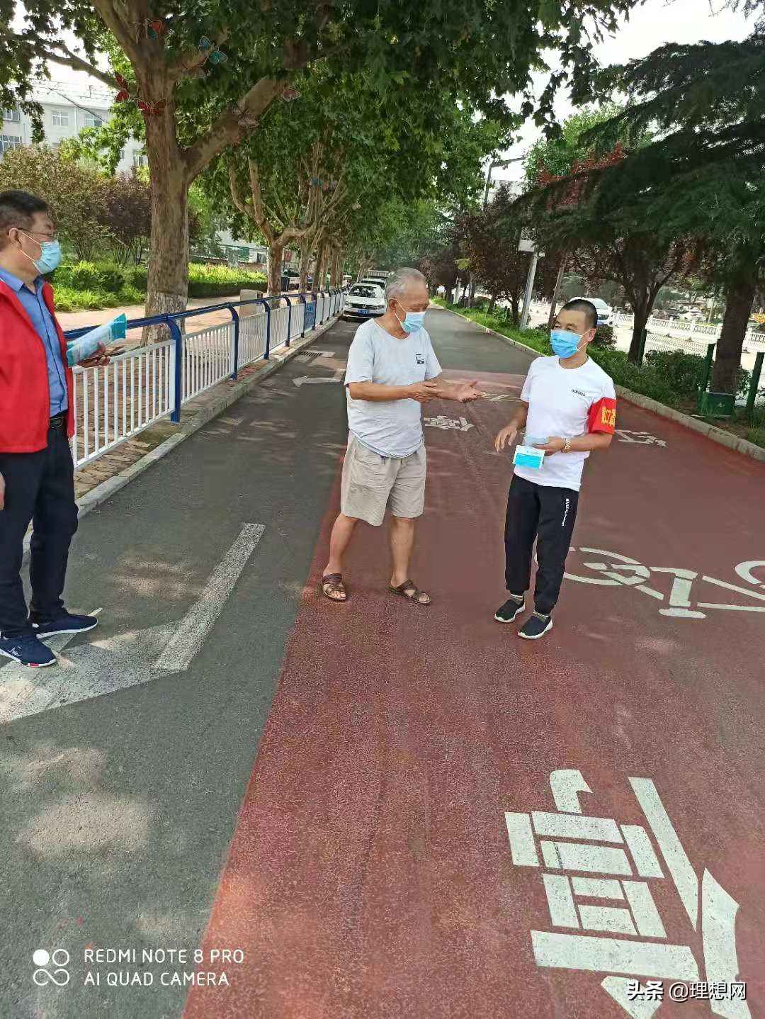 “鹿”力同心，泉民“罩”行：鹿泉发口罩，宣传疫情防控知识活动